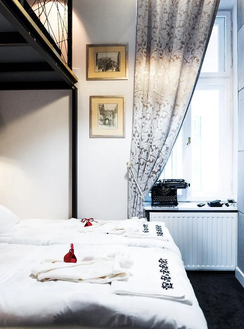 Apartment Home Far From Home Krakow